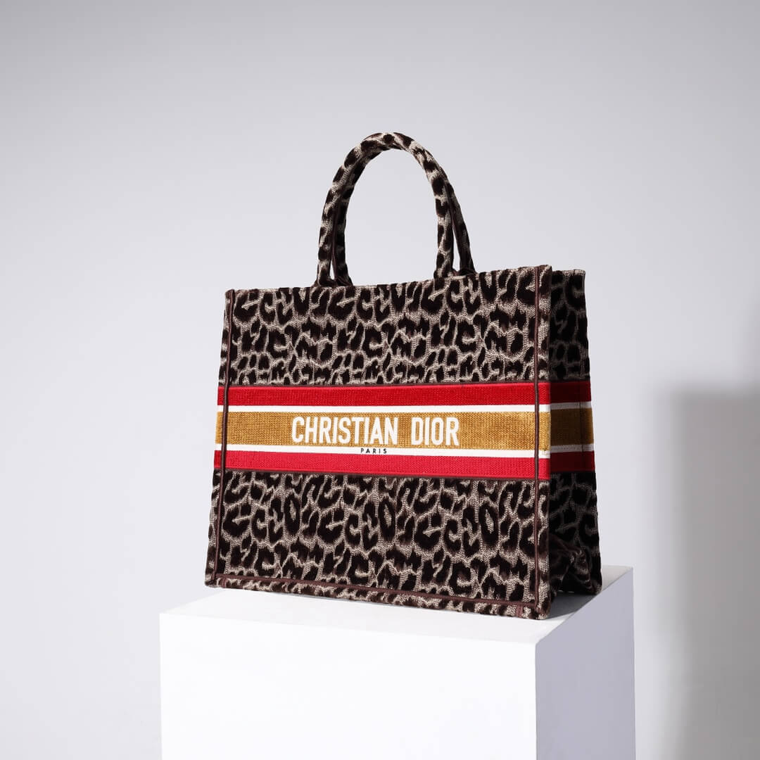 DO1286 Book Tote BIG size 41.5cm 36.5cm Embroidery LOGO red Handbag Beige Mizza