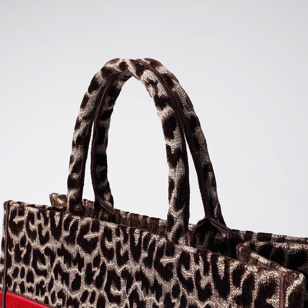 DO1286 Book Tote BIG size 41.5cm 36.5cm Embroidery LOGO red Handbag Beige Mizza