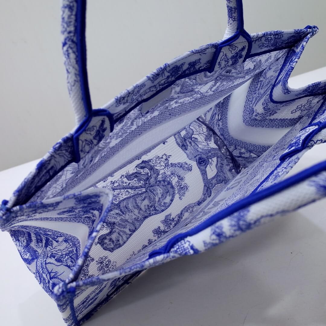 DO1286 Book Tote big size 36.5cm 41.5cm Oblique Embroidery blue-5