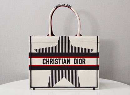 DO1286 Book Tote DIRrAlps 36.5cm 41.5cm Oblique Embroidery white red-3