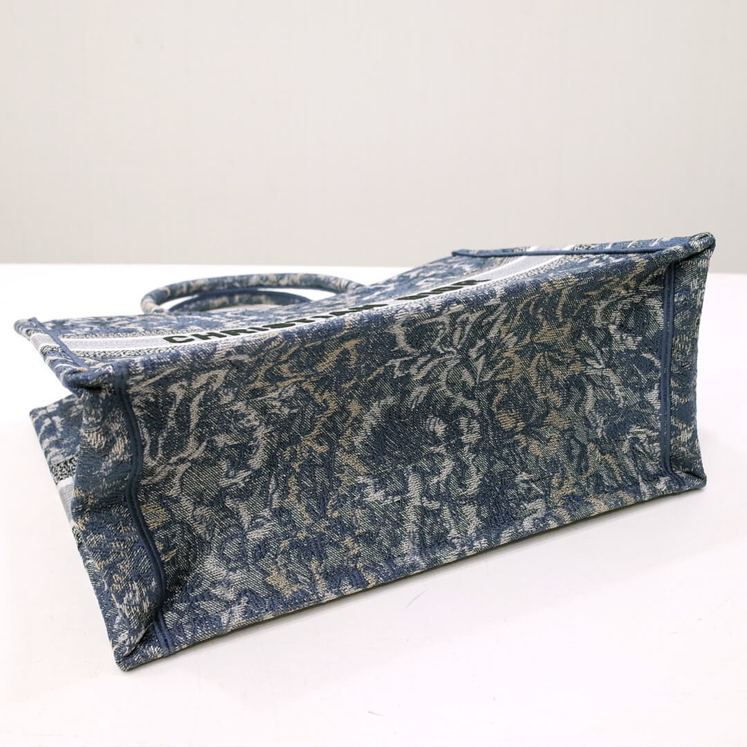 DO1286 Book Tote big size 36.5cm 41.5cm Oblique Embroidery blue