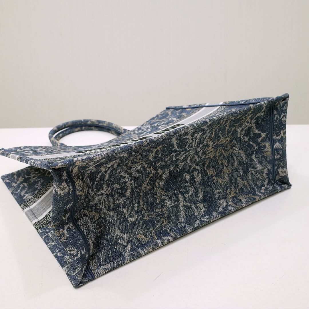 DO1286 Book Tote big size 36.5cm 41.5cm Oblique Embroidery blue