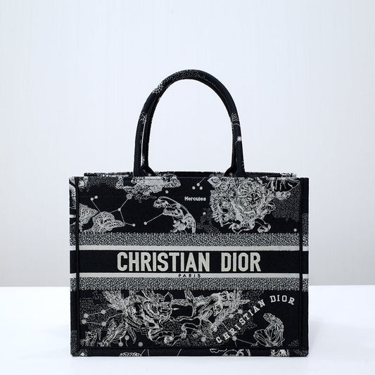 DO1286 Book Tote dragon black