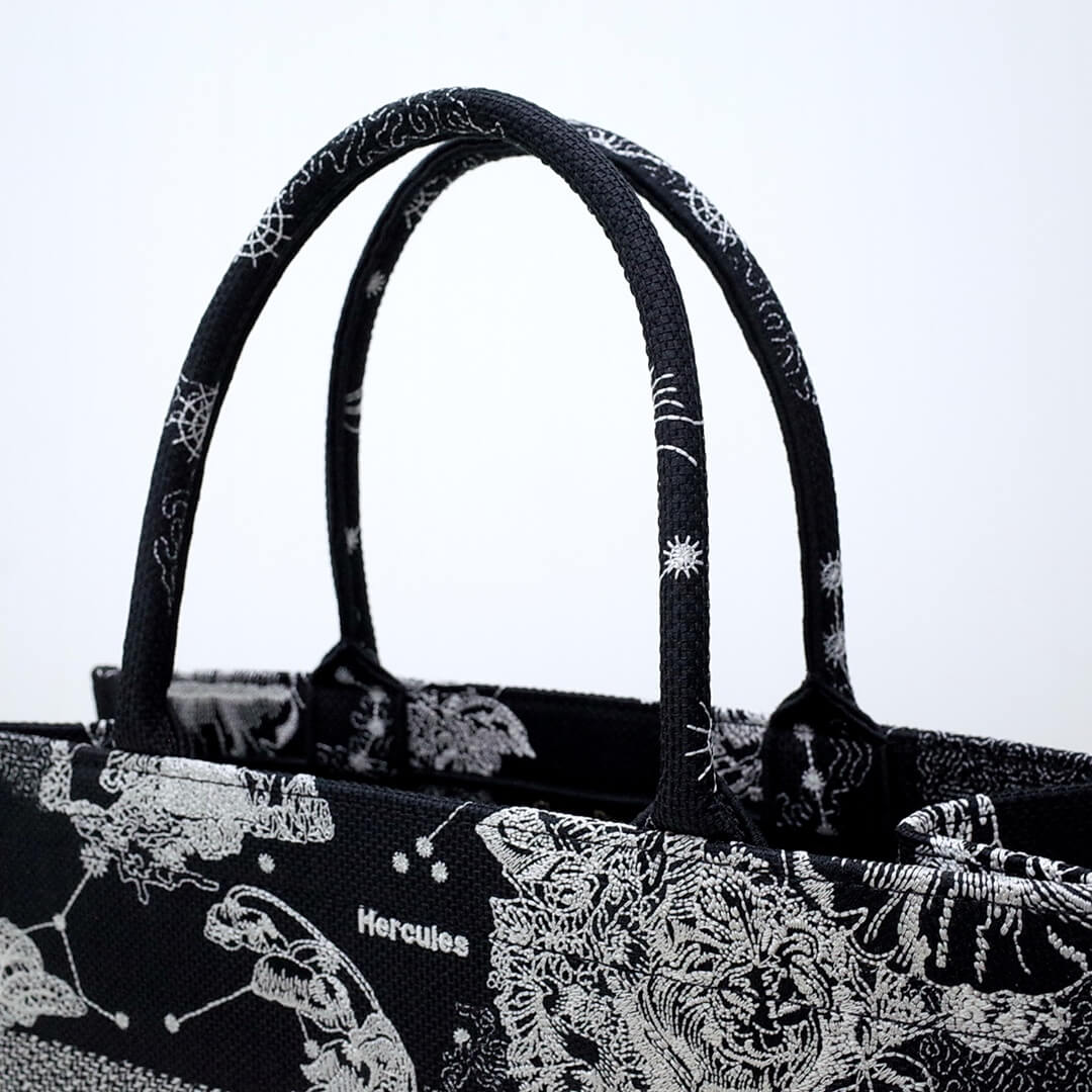 DO1286 Book Tote dragon black
