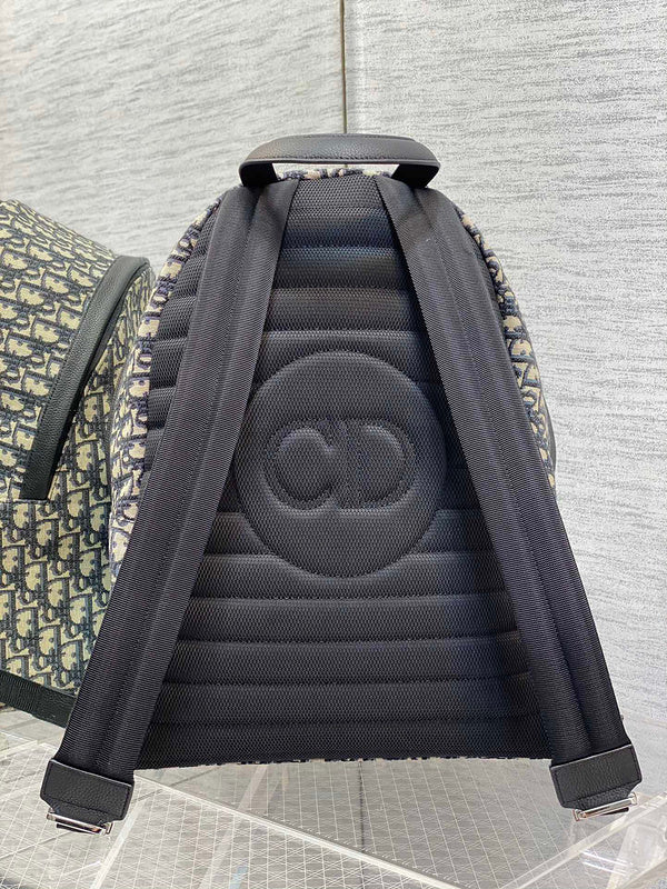 OZ - Dir Bags - 830