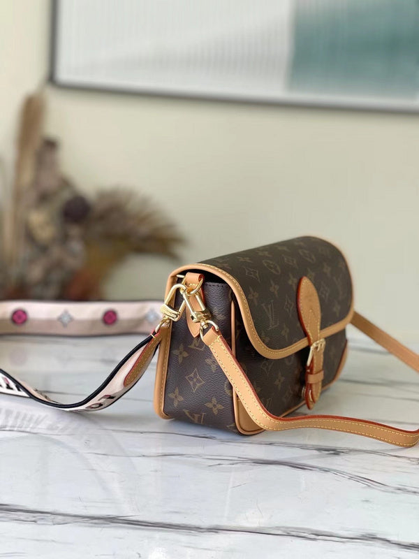 Ozarra Fashion Lu-Vi bags - 17205