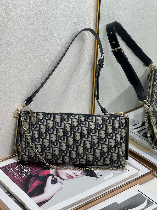 OZ - Dir Bags - 737