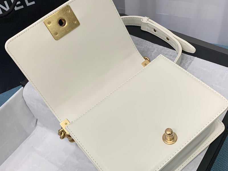 Ozarra - CHL Bags - 7644