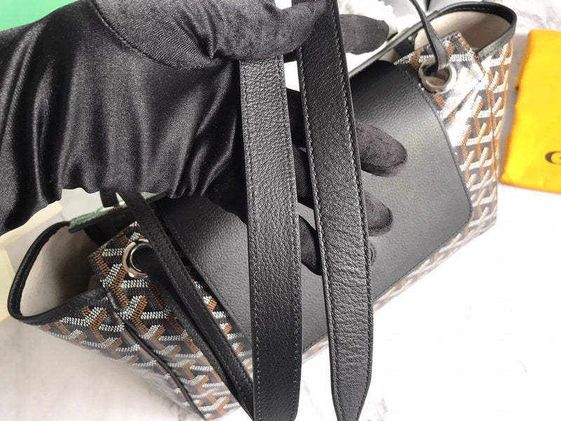 Ozarra - GOD Bags - 103