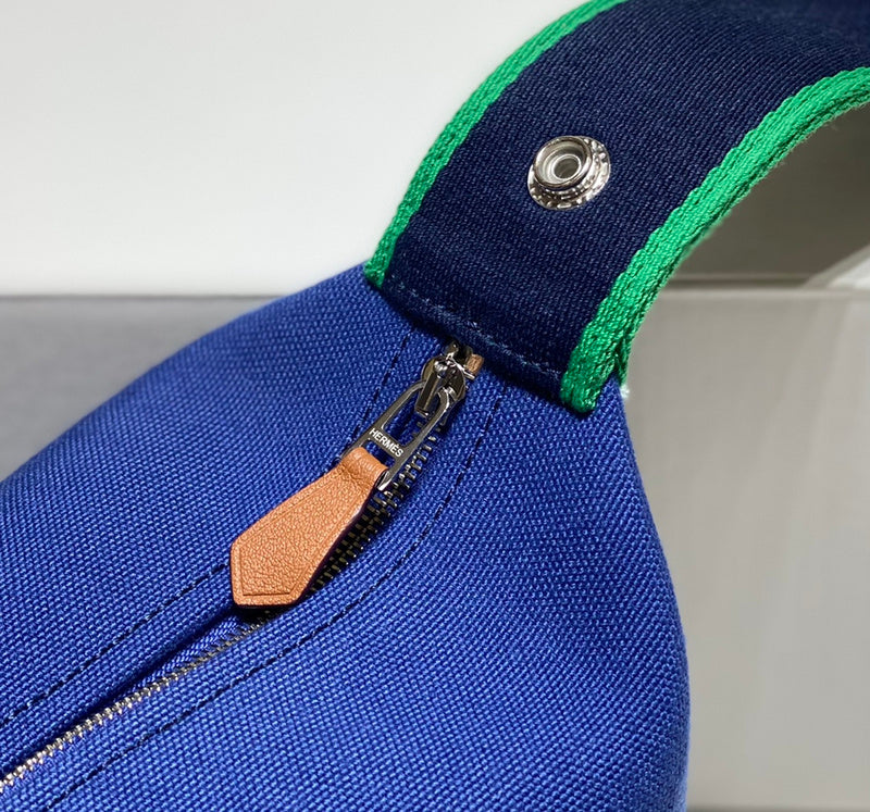 Ozarra - HMS Bags - 071