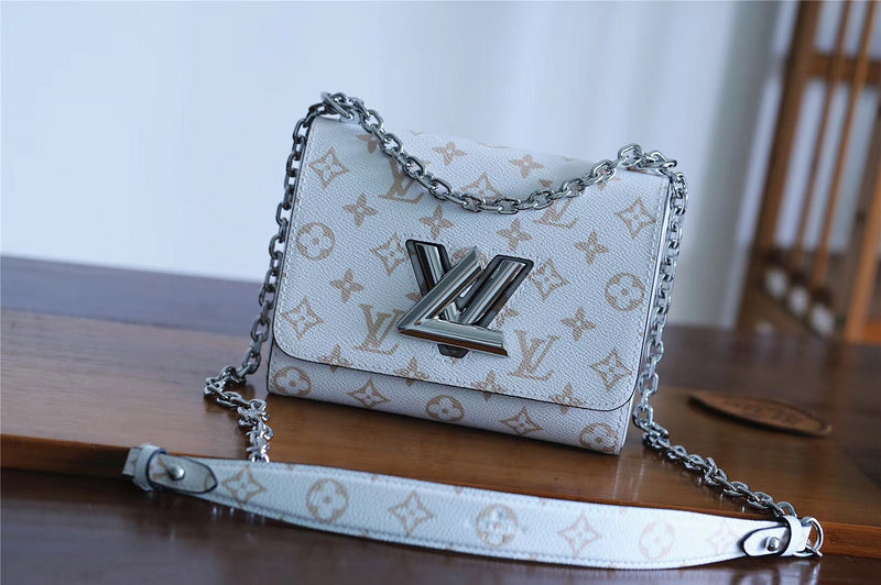 Ozarra Fashion Lu-Vi bags - 8443