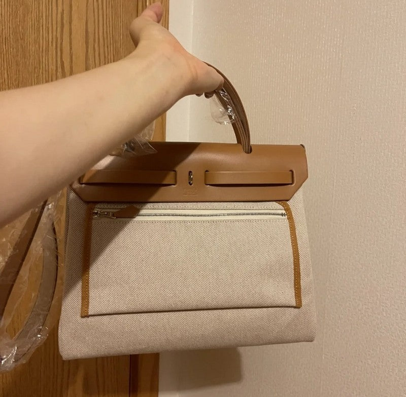Ozarra - HMS Bags - 045