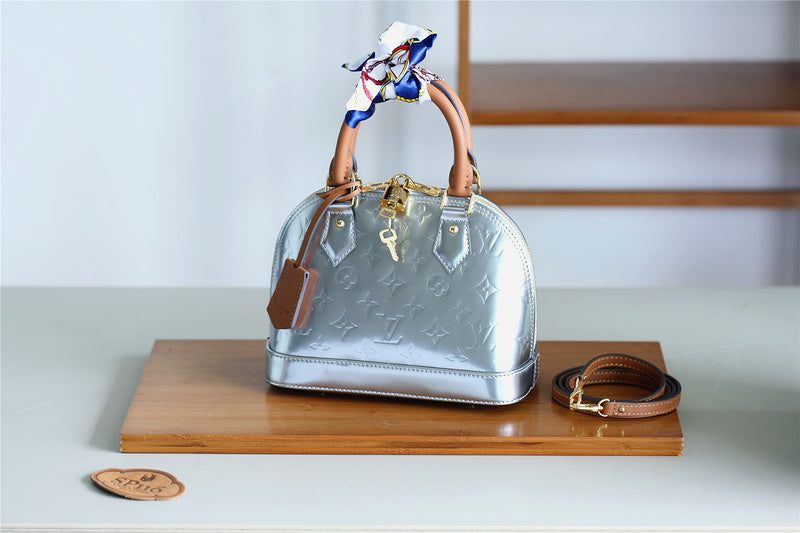 Ozarra Fashion Lu-Vi bags - 8273