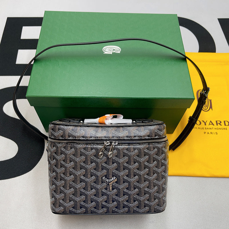 Ozarra - GOD Bags - 852
