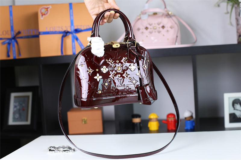 Ozarra Fashion Lu-Vi bags - 8264