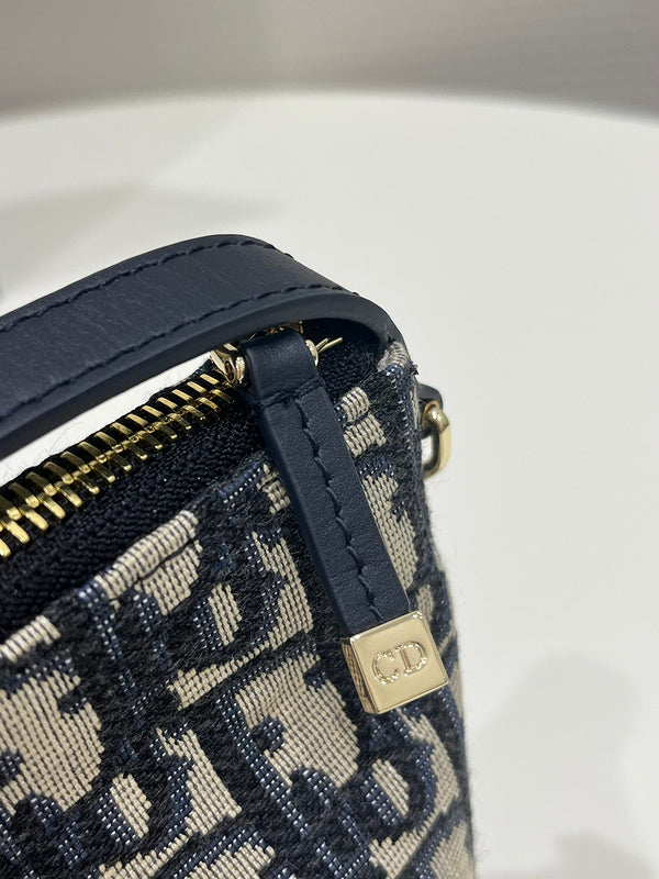 OZ - Dir Bags - 715