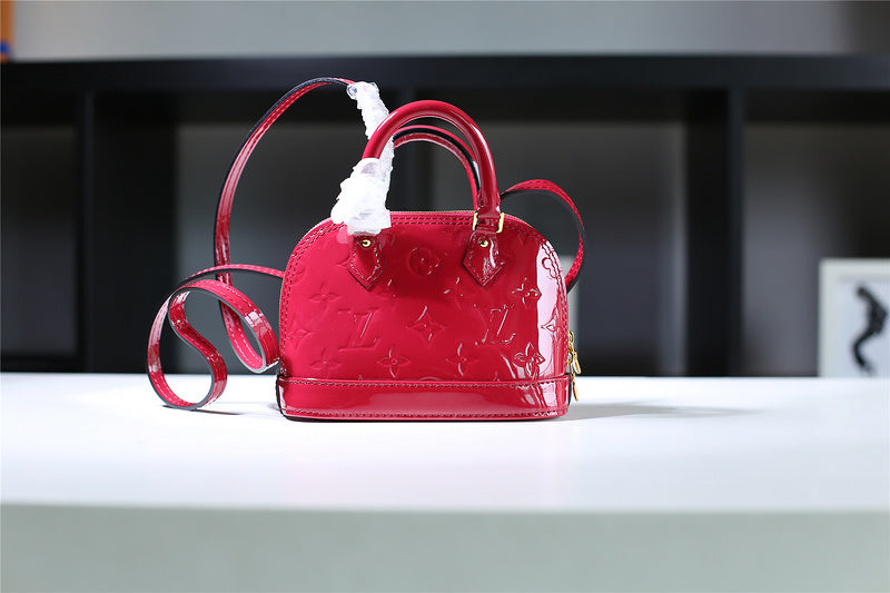 Ozarra Fashion Lu-Vi bags - 8305