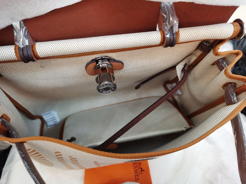 Ozarra - HMS Bags - 051