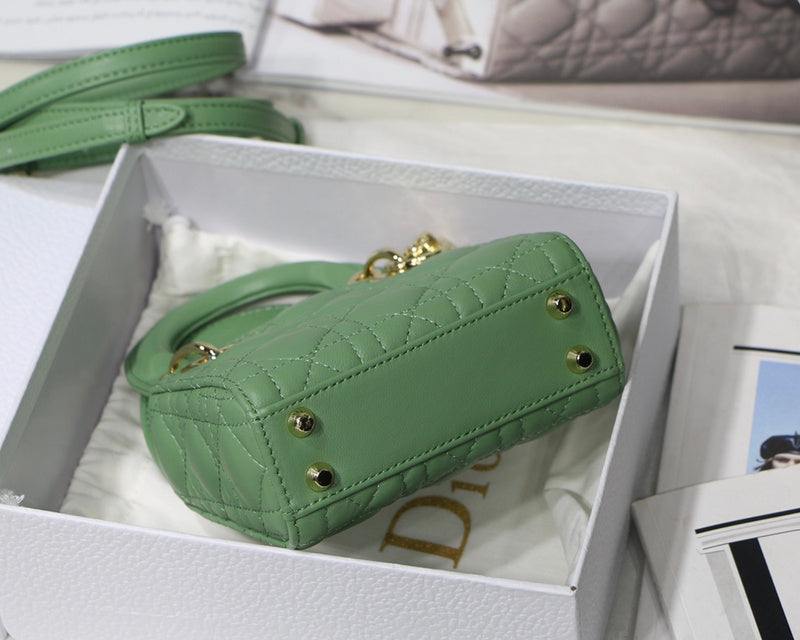 OZ - Dir Bags - 790