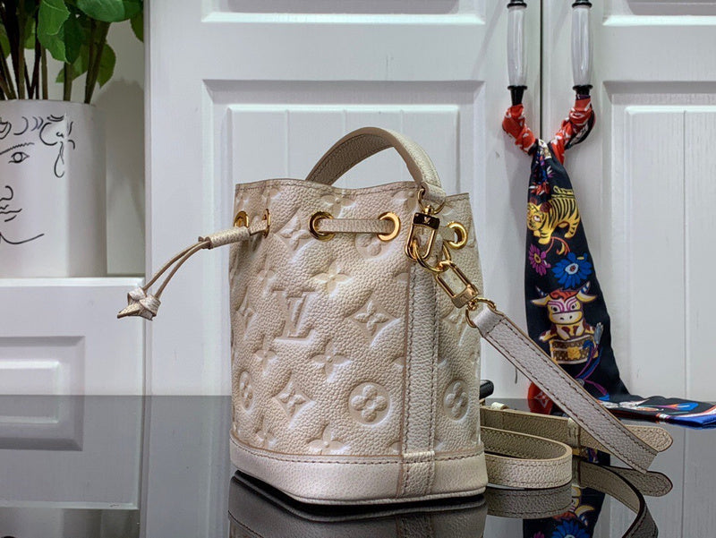 Fashion Lu-Vi bags - 3549