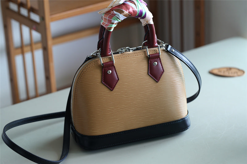 Ozarra Fashion Lu-Vi bags - 8263