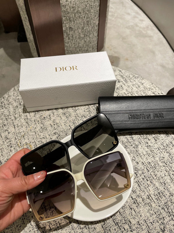 OZ - Dir Sunglasses - 059
