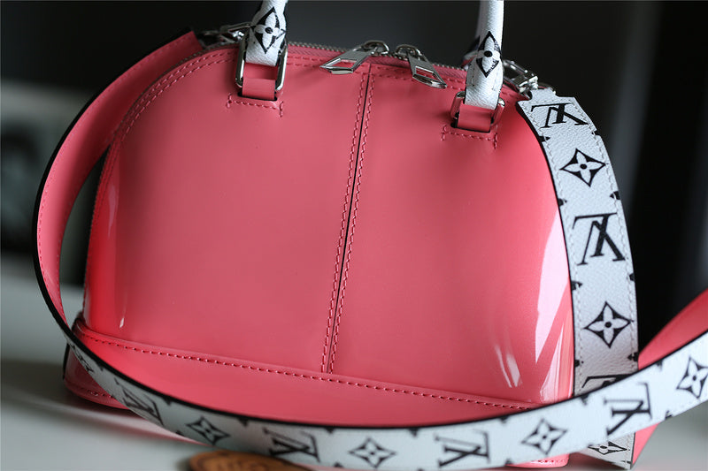 Ozarra Fashion Lu-Vi bags - 8277
