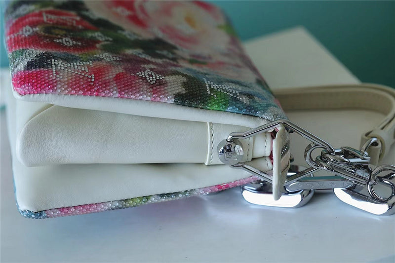 Ozarra - LUV Bags - 406