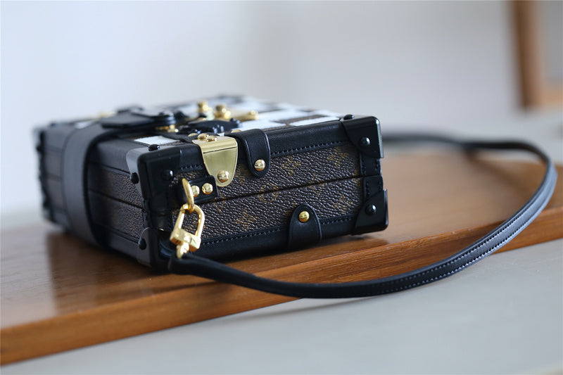 Ozarra Fashion Lu-Vi bags - 8221