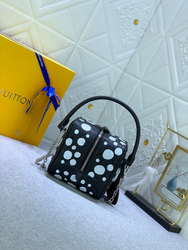 Ozarra - GUKI Women Bags - 1528