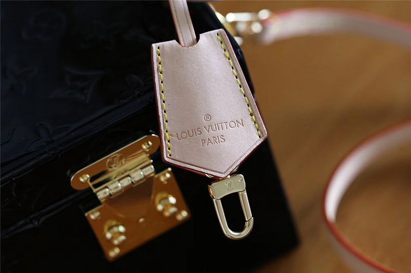 Ozarra Fashion Lu-Vi bags - 9343