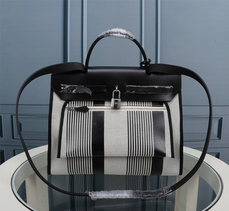 Ozarra - HMS Bags - 526