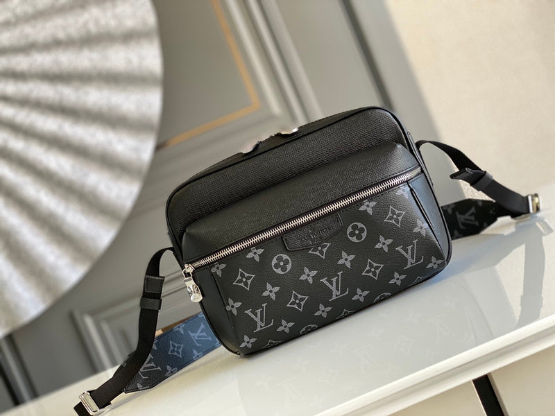 Ozarra Fashion Lu-Vi bags - 16999