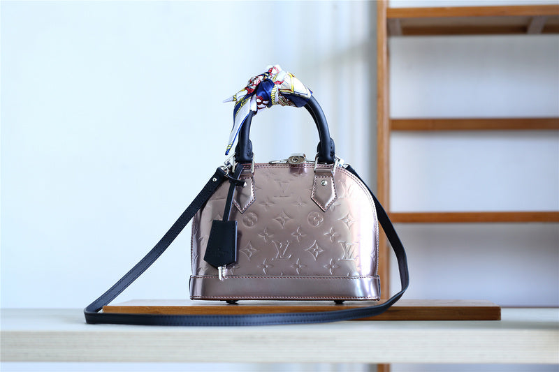 Ozarra Fashion Lu-Vi bags - 8272