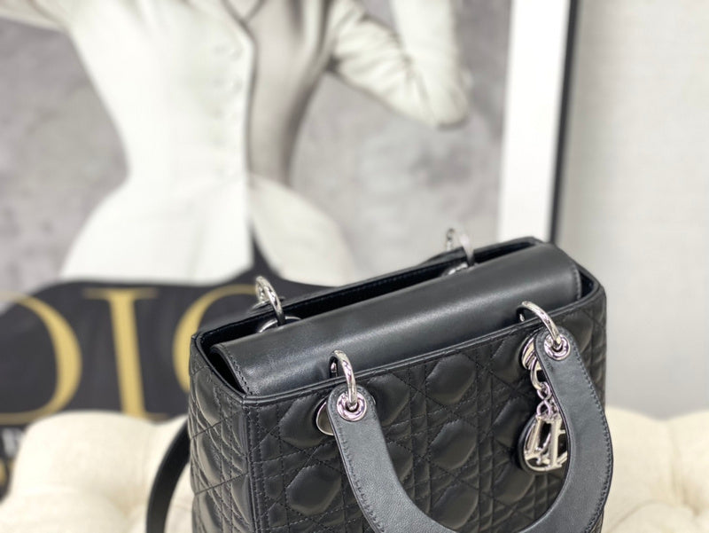 OZ - Dir Bags - 875