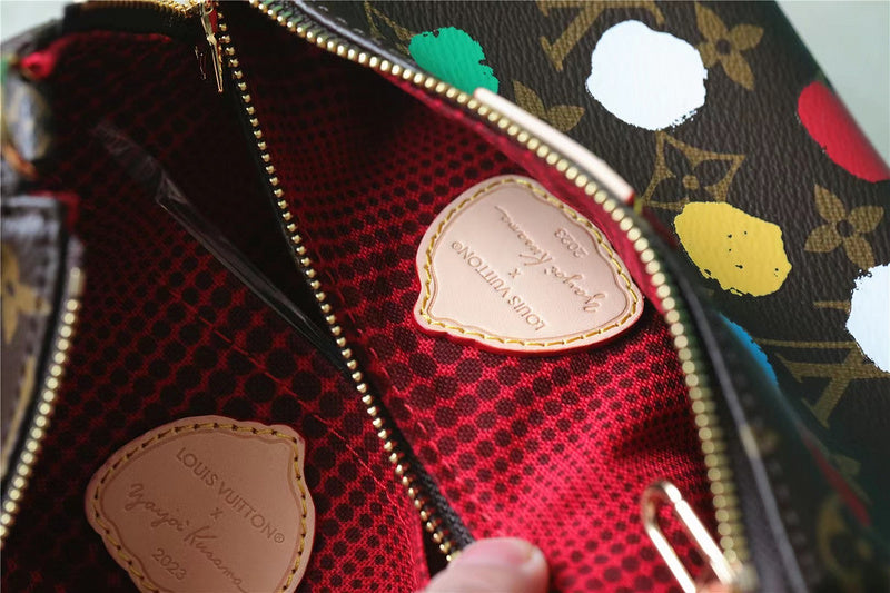 Ozarra - LUV Bags - 453