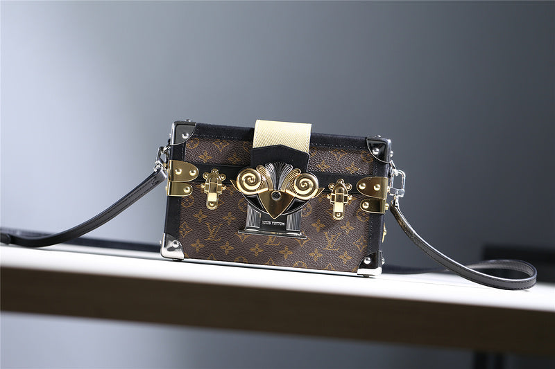 Ozarra Fashion Lu-Vi bags - 8226