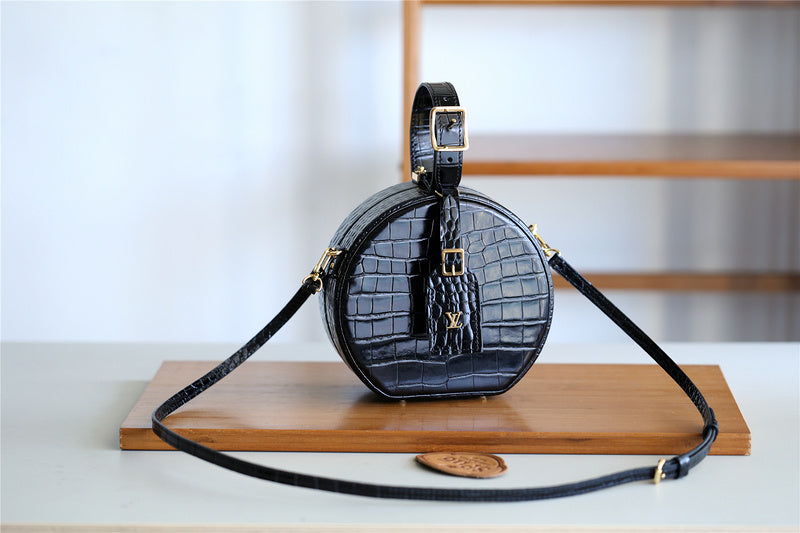 Ozarra Fashion Lu-Vi bags - 8325