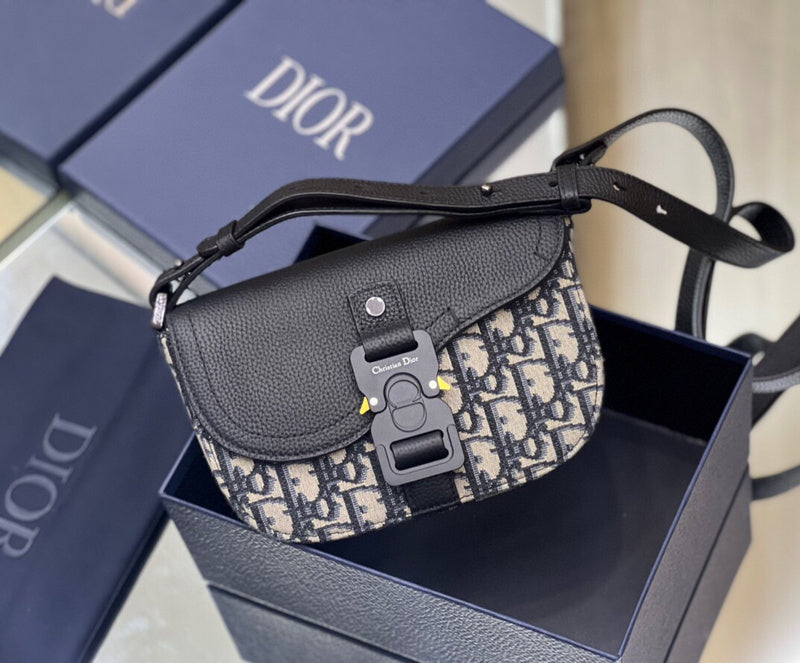 Ozarra - Dir Bags - 1335