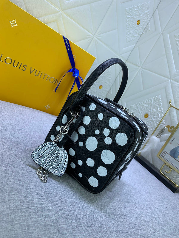 Ozarra - GUKI Women Bags - 1528