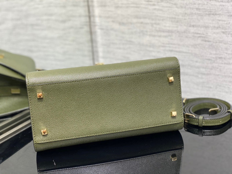 Ozarra - HMS Bags - 023