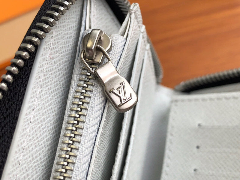 Fashion Lu-Vi bags - 3325