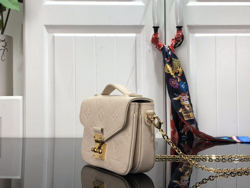 Fashion Lu-Vi bags - 3525