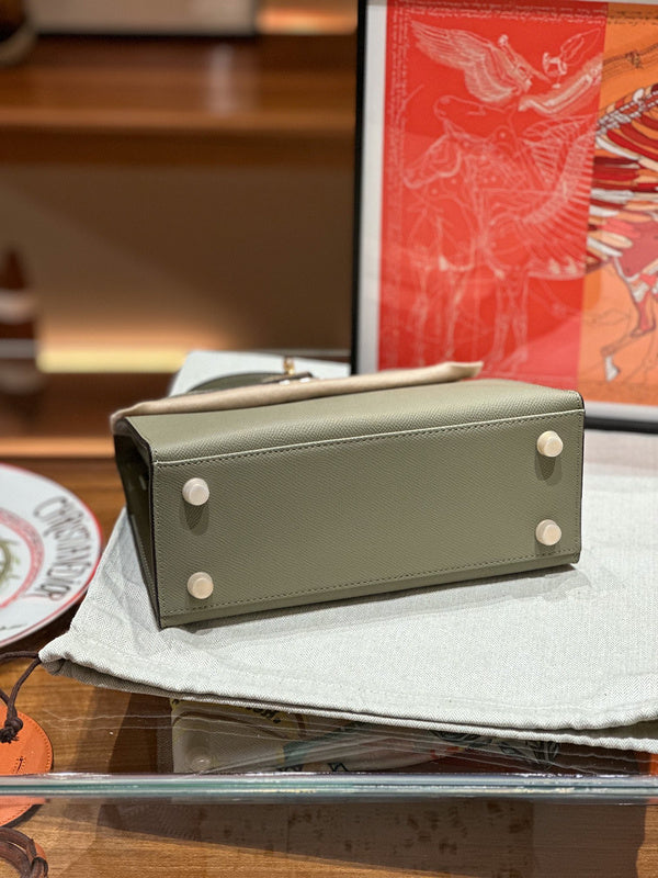 Ozarra - HMS Bags - 151