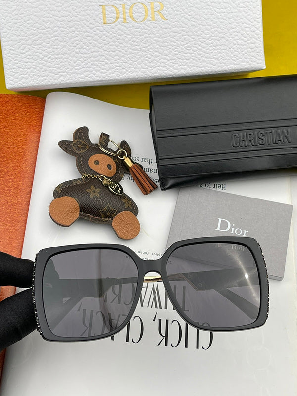 OZ - Dir Sunglasses - 107