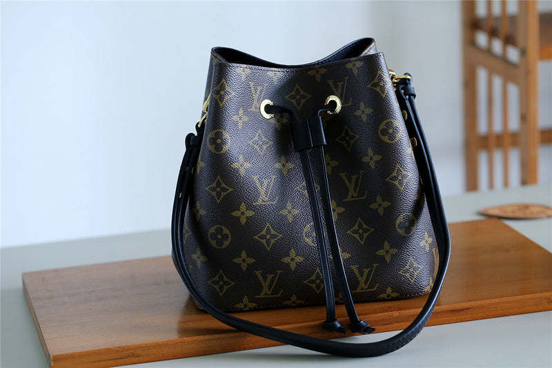 Ozarra Fashion Lu-Vi bags - 8580