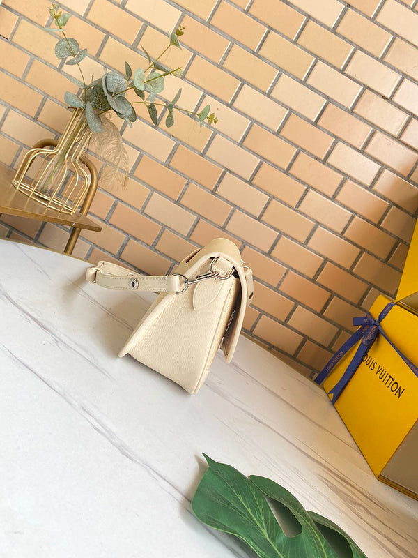 Ozarra - GUKI Women Bags - 2015