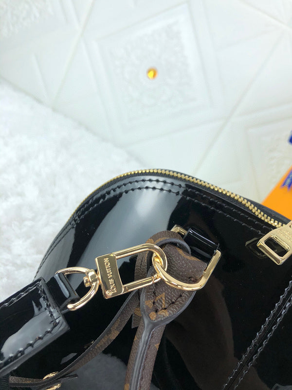 Ozarra - GUKI Women Bags - 1703