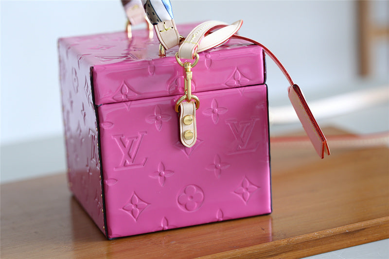 Ozarra Fashion Lu-Vi bags - 9400