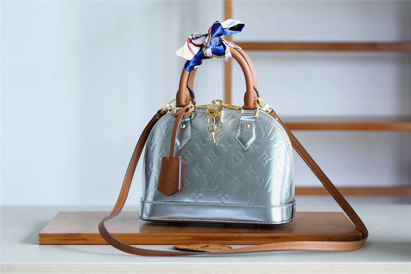 Ozarra Fashion Lu-Vi bags - 8273
